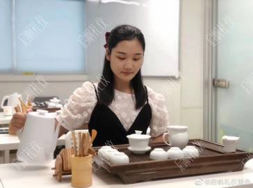 啟帆禮儀服務(wù) 以專業(yè)與優(yōu)雅，共啟人生重要時(shí)刻